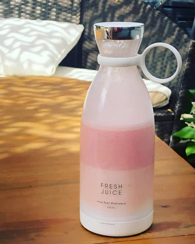 Portable USB Smoothie Blender – 350ml Mini Juicer Bottle with Wireless Charging & Ice-Crushing Blades
